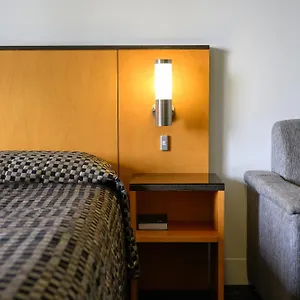 comfort-inn-suites-goodearth-perth.hotelsperth.org/